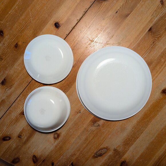 Corelle Vitrelle Service for 6 Dinnerware Set, Classic Café Blue - Picture 2 of 4